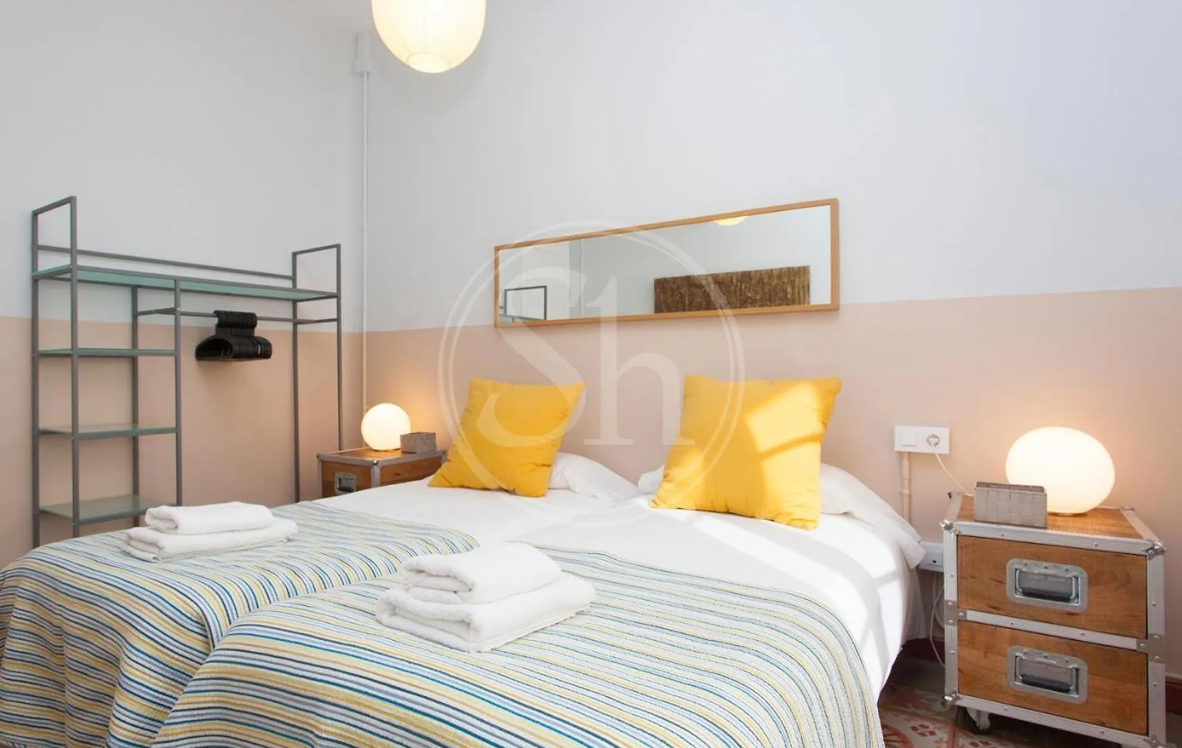 Apartamento Para 8 En Gracia Barcelona Spain